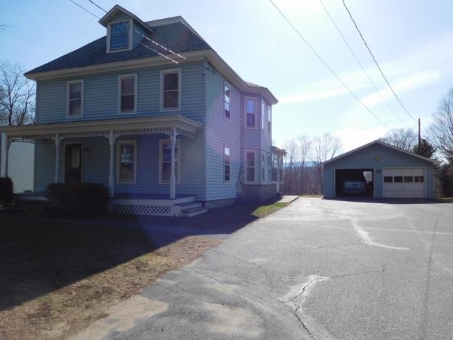 Lefebvre Complex in Bradford, VT - Building Photo - Building Photo