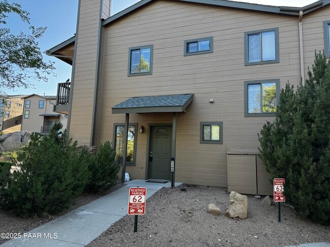 property at 1102 Boulder Park Ave
