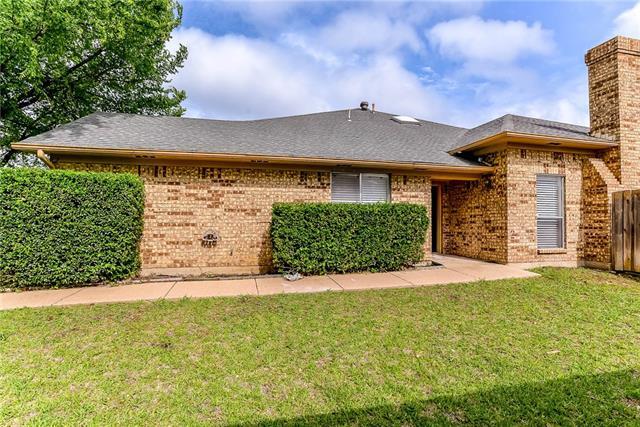 1106 Wimbledon Ln in Plano, TX - Building Photo