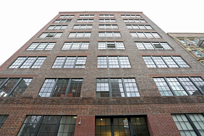 59 Bedford St in New York, NY - Building Photo - Building Photo