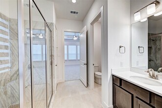 7302 New Pecan Dr in Fulshear, TX - Building Photo - Building Photo