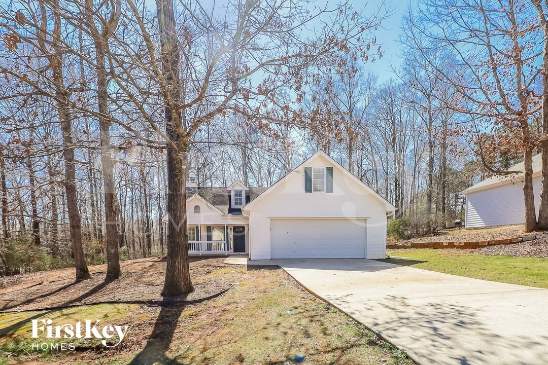 80 Mountain Dr in Covington, GA - Building Photo