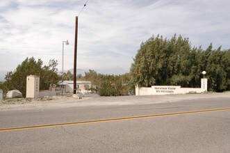 Mountain View in Desert Hot Springs, CA - Foto de edificio - Other