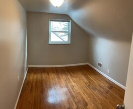 530 Western Row Rd in Mason, OH - Building Photo - Building Photo