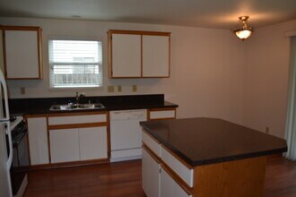 412 NE 175th Ave in Vancouver, WA - Building Photo - Building Photo