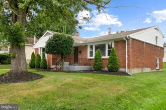 7904 Subet Rd in Windsor Mill, MD - Building Photo - Building Photo