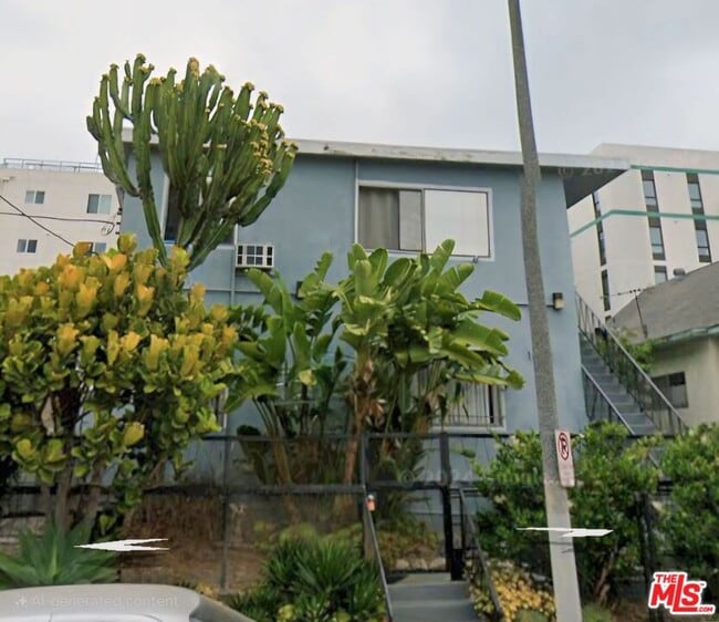 property at 1022 S Catalina St