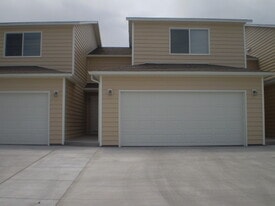 5010 Rock Springs St in Cheyenne, WY - Building Photo