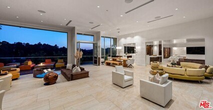 2766 Ellison Dr in Beverly Hills, CA - Building Photo - Building Photo