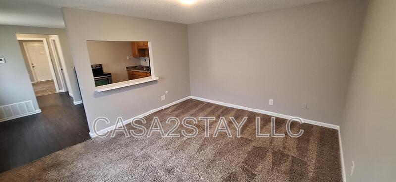 127 Hollis St in Radcliff, KY - Building Photo