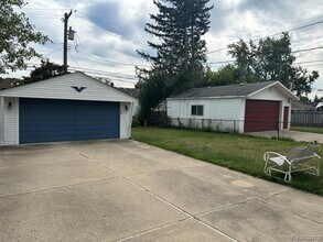 1455 Oakland Ct in Dearborn Heights, MI - Building Photo - Building Photo