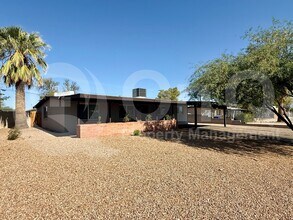 518 S Mann Ave in Tucson, AZ - Foto de edificio - Building Photo