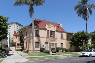 347 S Cochran Ave in Los Angeles, CA - Building Photo - Primary Photo