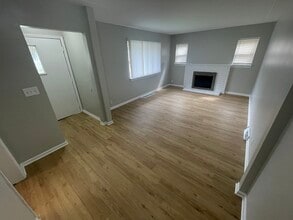 314 Eola St SE in Grand Rapids, MI - Foto de edificio - Building Photo