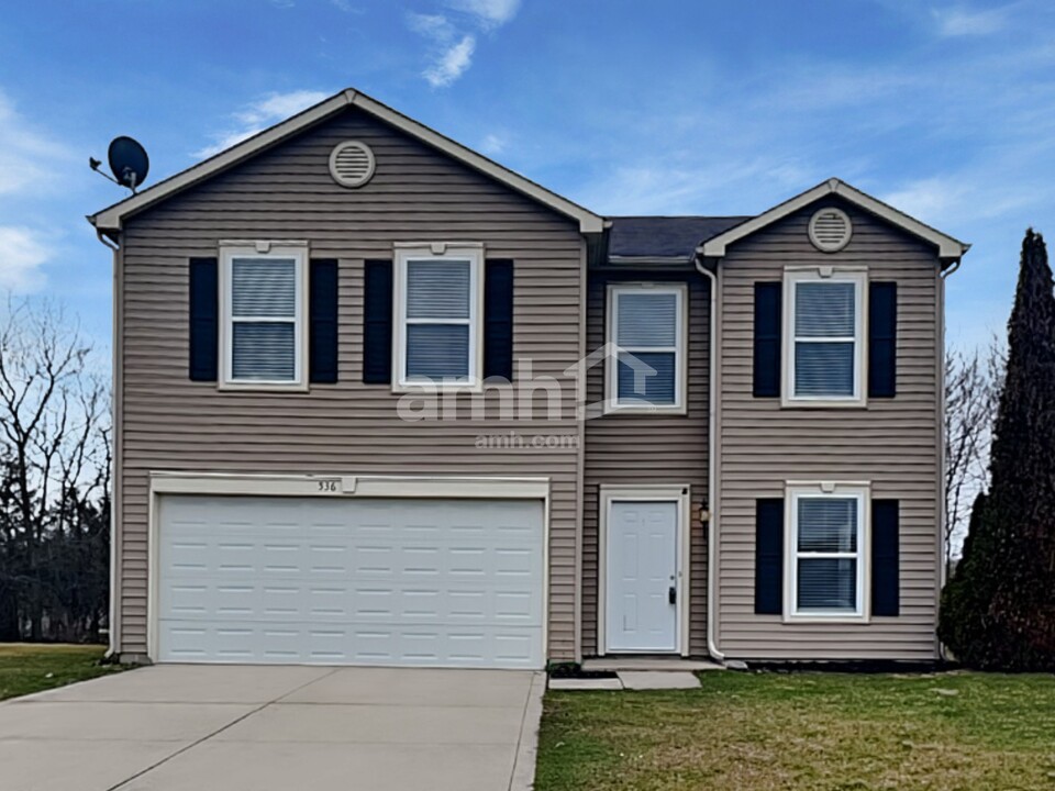 536 Runnymede Ct in Greenfield, IN - Building Photo