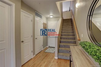 6956 W Virginia Pl in Lakewood, CO - Building Photo - Building Photo