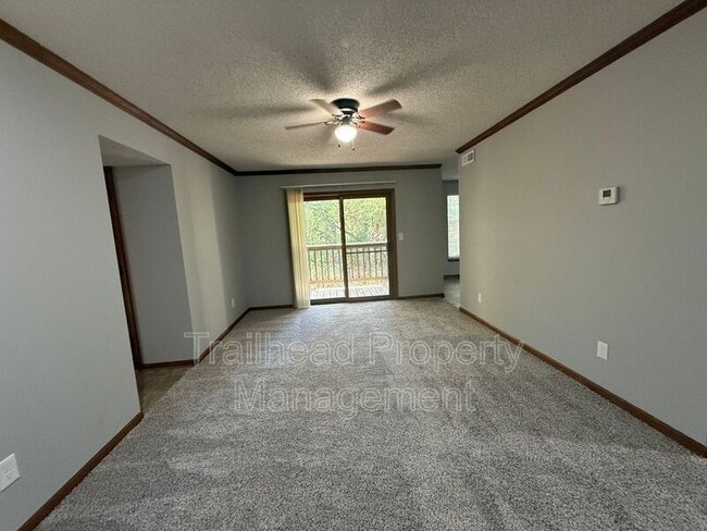 3409 NW Duncan Rd in Blue Springs, MO - Building Photo - Building Photo