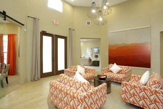 10X Sunrise in Sunrise, FL - Foto de edificio - Interior Photo