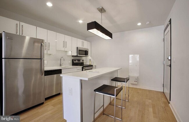 property at 1616 Walnut St