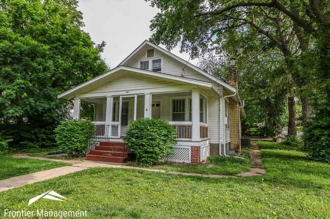 property at 1000 Ratone St
