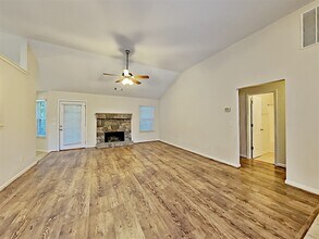5147 Scenic View Rd in Flowery Branch, GA - Building Photo - Building Photo