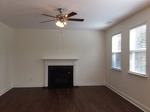 3471 Shady Cove Ct in Belmont, NC - Building Photo - Building Photo