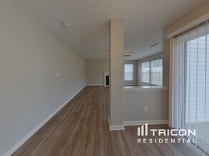 8605 Appledale Dr in Charlotte, NC - Building Photo - Building Photo
