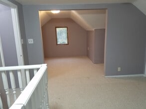 5725 W 8th St in Duluth, MN - Building Photo - Building Photo