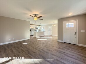 10 Fairbluff Ln in Candler, NC - Building Photo - Building Photo