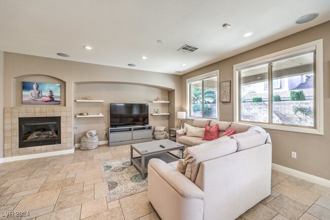 property at 525 Copper View St