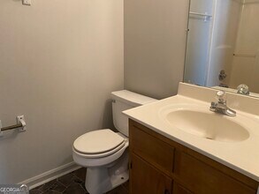 625 Whitehall Rd in Athens, GA - Foto de edificio - Building Photo