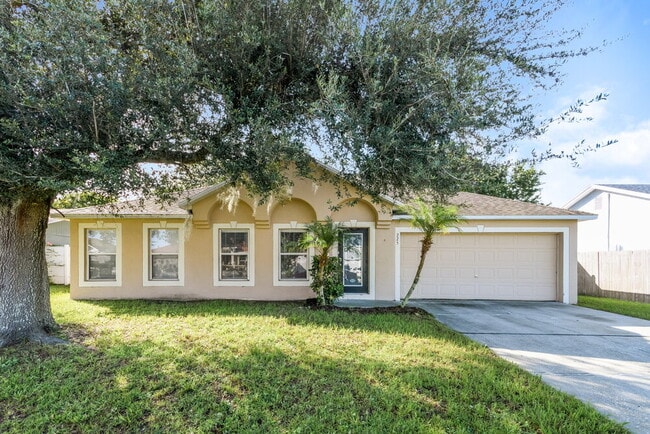property at 225 Cranbrook Dr
