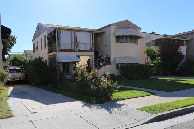 1112 N Maryland Ave in Glendale, CA - Building Photo - Building Photo