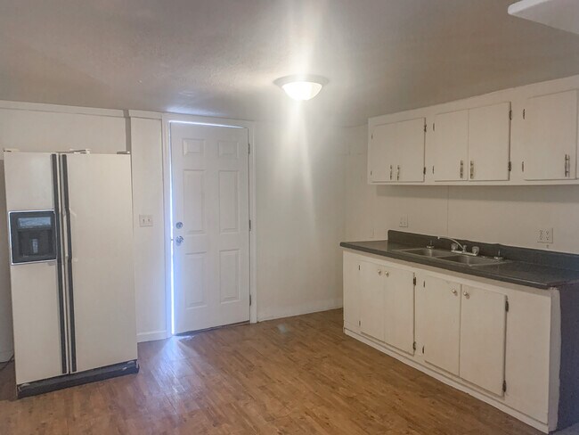 property at 8572 US-301