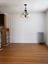 6200 N Clark St, Unit Unit 26-3A in Chicago, IL - Building Photo - Building Photo