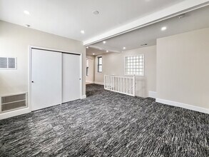3461 W Montrose Ave in Chicago, IL - Building Photo - Building Photo