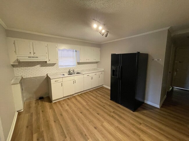 502 S Gray St in Gastonia, NC - Building Photo - Building Photo