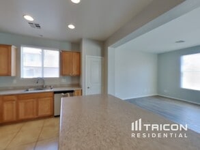 2905 Aspen Club Ave in North Las Vegas, NV - Building Photo - Building Photo