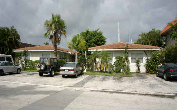 201-203 Hendricks in Fort Lauderdale, FL - Building Photo - Building Photo