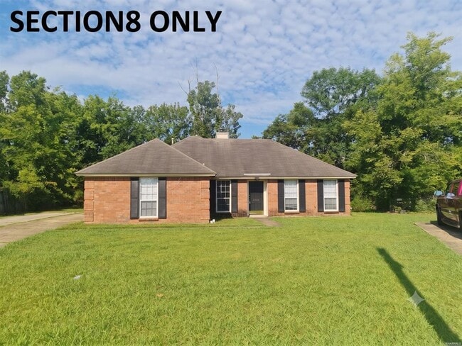 property at 3661 Horseshoe Cir