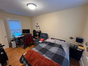 6 White Street Pl in Cambridge, MA - Building Photo - Building Photo