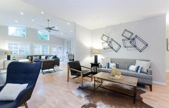 274 Willow Rd in Menlo Park, CA - Building Photo - Building Photo