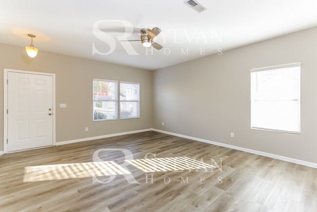 3948 Shasta Cir in Clover, SC - Building Photo - Building Photo