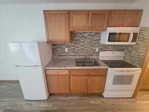 2222 32nd St S, Unit 1 in La crosse, WI - Foto de edificio - Building Photo