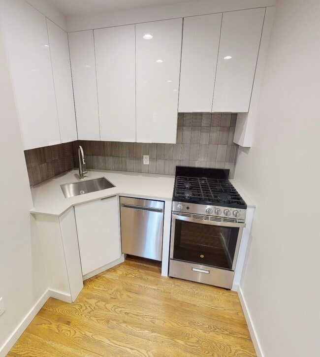 2 Belvidere Pl, Unit 2 in Cambridge, MA - Building Photo - Building Photo