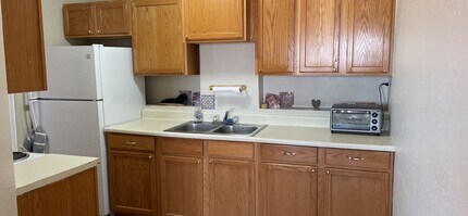 Lovely Art Deco style building in Trinidad, CO - Building Photo - Interior Photo