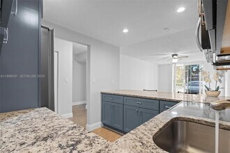 16851 NE 23rd Ave in North Miami Beach, FL - Building Photo - Building Photo