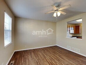 294 Timber Trails Blvd in Gilberts, IL - Building Photo - Building Photo