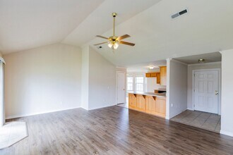 255 Ravenwood Rd in Siloam Springs, AR - Building Photo - Building Photo