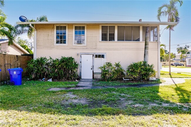 property at 1615 Evans Ave
